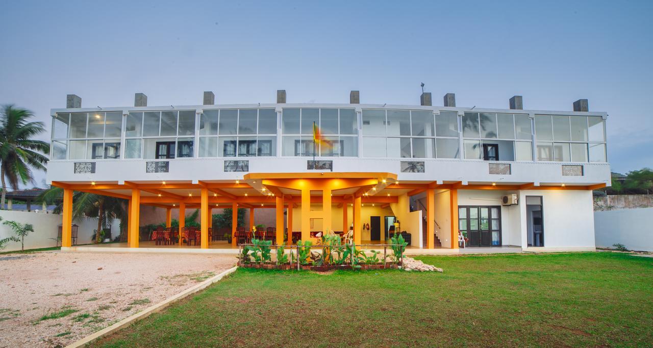 Shanketha Palace Hotel Negombo Zewnętrze zdjęcie